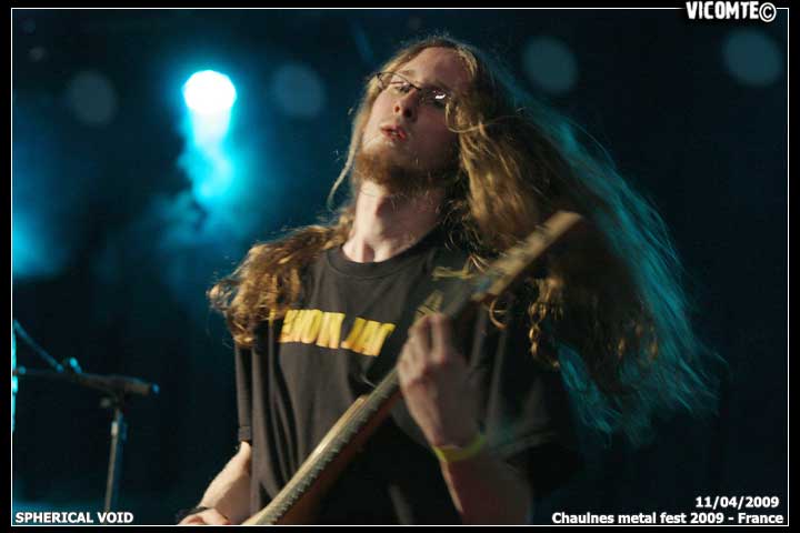 gal/SPHERICAL_VOID/2009-04-11_-_Chaulnes_metal_fest_2009/04.jpg