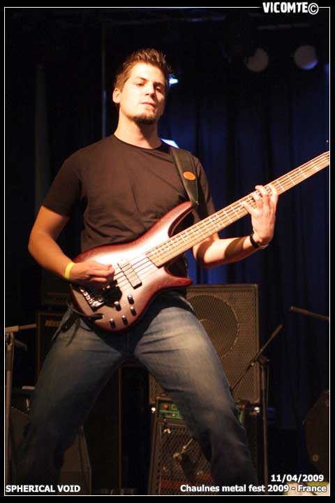 gal/SPHERICAL_VOID/2009-04-11_-_Chaulnes_metal_fest_2009/24.jpg