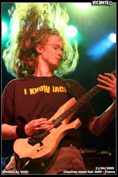 gal/SPHERICAL_VOID/2009-04-11_-_Chaulnes_metal_fest_2009/29.jpg