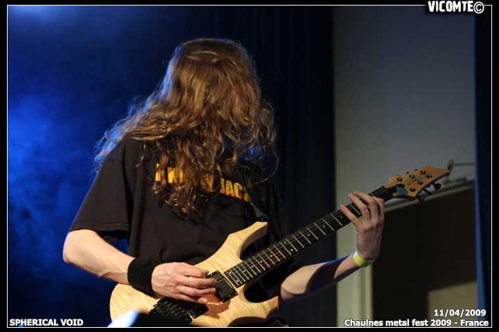 gal/SPHERICAL_VOID/2009-04-11_-_Chaulnes_metal_fest_2009/35.jpg