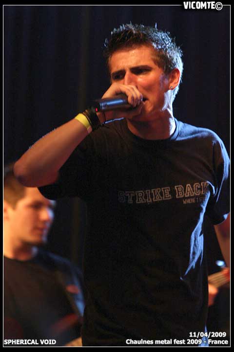 gal/SPHERICAL_VOID/2009-04-11_-_Chaulnes_metal_fest_2009/46.jpg