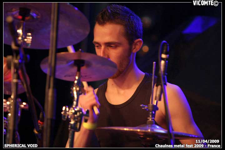 gal/SPHERICAL_VOID/2009-04-11_-_Chaulnes_metal_fest_2009/56.jpg