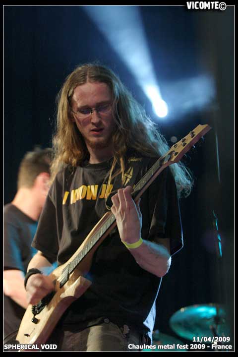 gal/SPHERICAL_VOID/2009-04-11_-_Chaulnes_metal_fest_2009/60.jpg