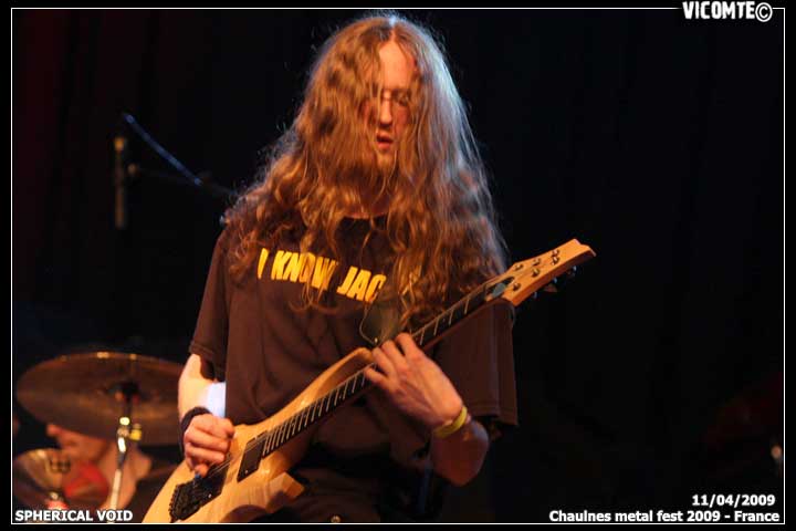 gal/SPHERICAL_VOID/2009-04-11_-_Chaulnes_metal_fest_2009/66.jpg