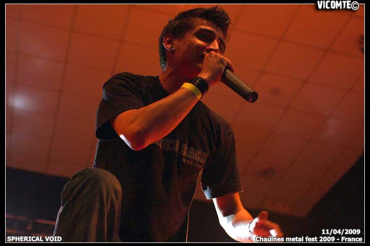 gal/SPHERICAL_VOID/2009-04-11_-_Chaulnes_metal_fest_2009/76.jpg