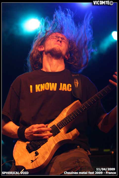 gal/SPHERICAL_VOID/2009-04-11_-_Chaulnes_metal_fest_2009/79.jpg