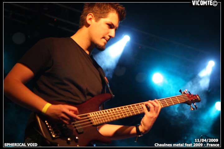 gal/SPHERICAL_VOID/2009-04-11_-_Chaulnes_metal_fest_2009/82.jpg