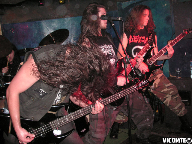 gal/SVART_CROWN/2007-03-04_-_Le_Klub/41.jpg