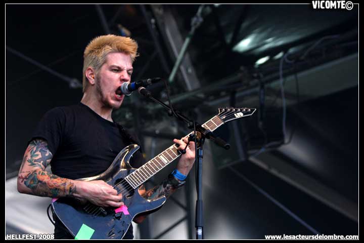 gal/THE_DILLINGER_ESCAPE_PLAN/2008-06-22_-_Hellfest_2008/03.jpg