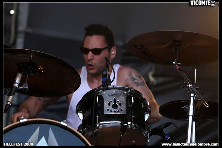 gal/THE_DILLINGER_ESCAPE_PLAN/2008-06-22_-_Hellfest_2008/41.jpg