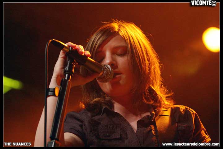 gal/THE_NUANCES/2008-10-31_-_Elysee_Montmartre/05.jpg
