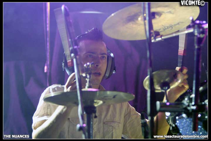 gal/THE_NUANCES/2008-10-31_-_Elysee_Montmartre/26.jpg
